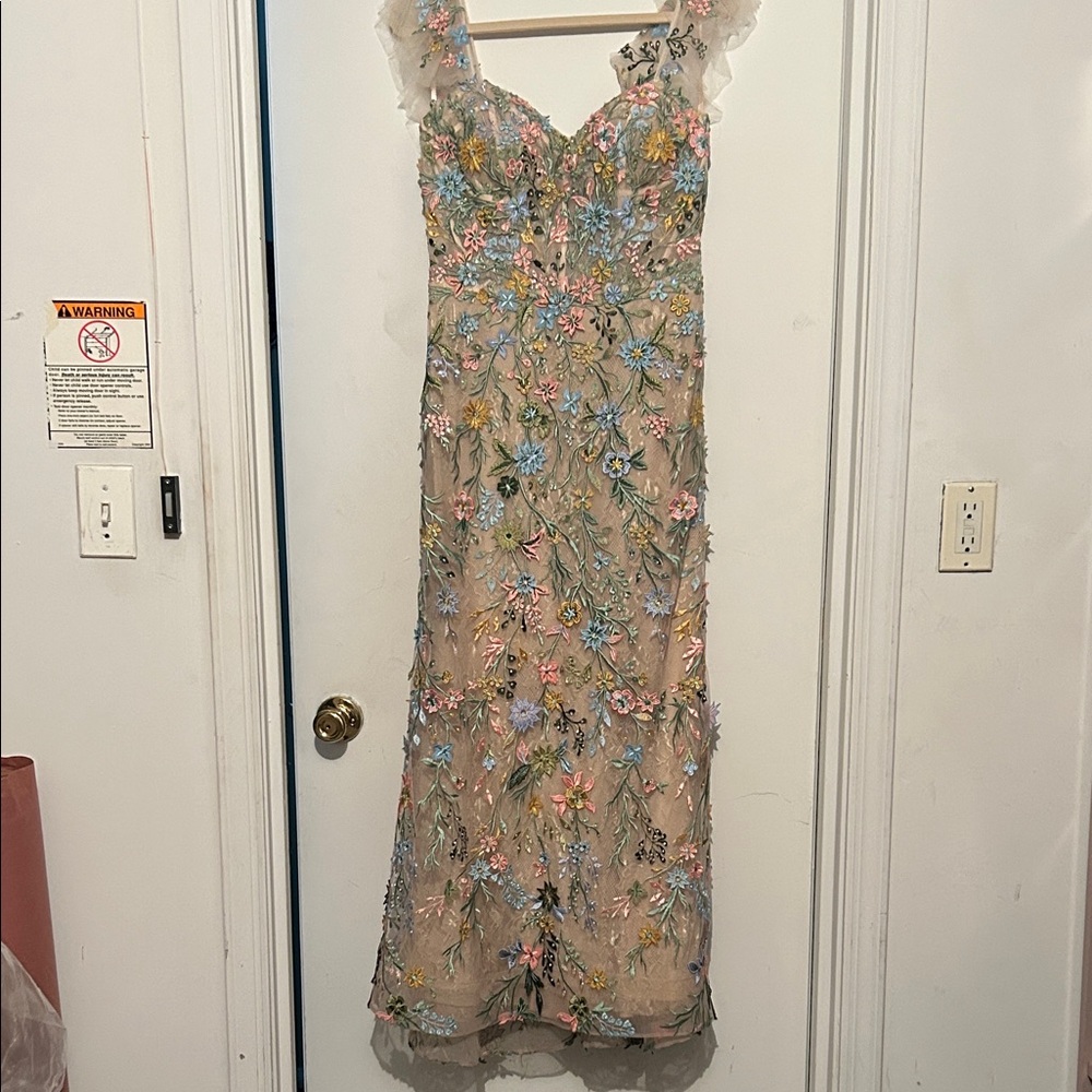 MAC DUGGAL Floral Embroidered Gown